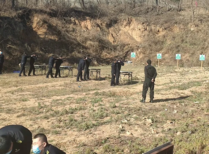 厲兵秣馬 嚴(yán)格組訓(xùn) 順程押運(yùn)公司開展年度實(shí)彈射擊訓(xùn)練(圖5) 厲兵秣馬 嚴(yán)格組訓(xùn) 順程押運(yùn)公司開展年度實(shí)彈射擊訓(xùn)練(圖5)