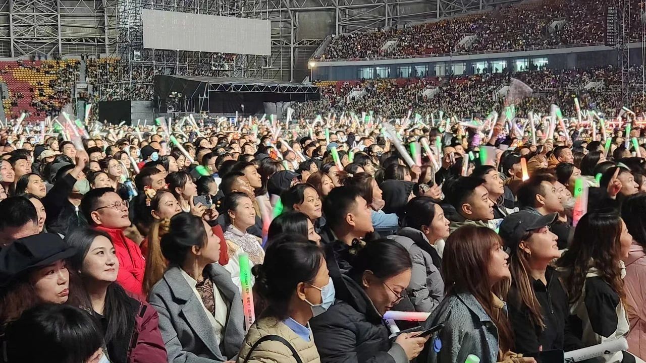 順程保安押運公司協(xié)助公安部門(mén)圓滿(mǎn)完成小沈陽(yáng)《我不！是歌手》2024巡回演唱會(huì )鞍山站安保任務(wù)